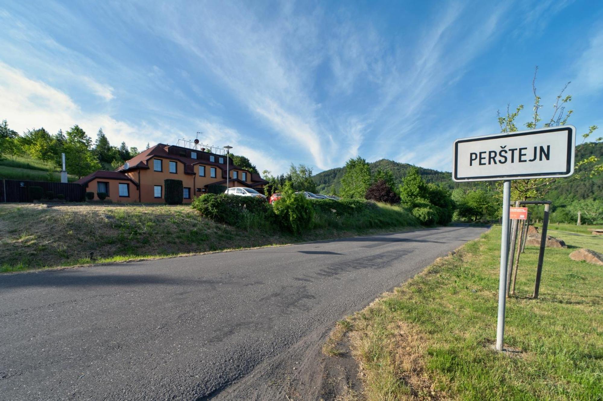 Formule Hotel Perstejn Exterior photo